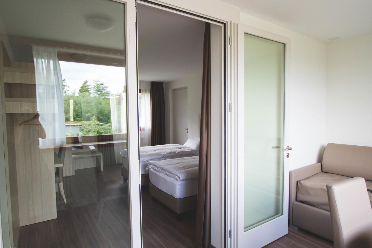 Hotel Domaine De La Sauge Cudrefin Exteriör bild